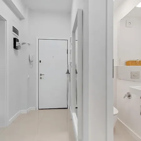 Coquette 1bdr Calea Victoriei Apartament