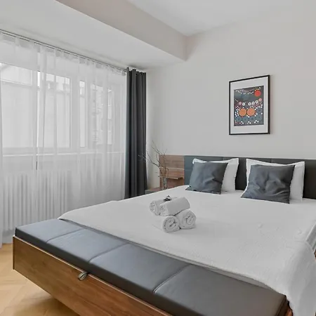 Rentforcomfort Coquette 1bdr Calea Victoriei