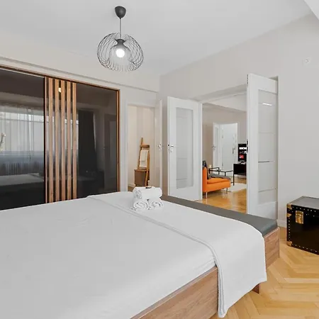 Apartment Coquette 1bdr Calea Victoriei Bucharest